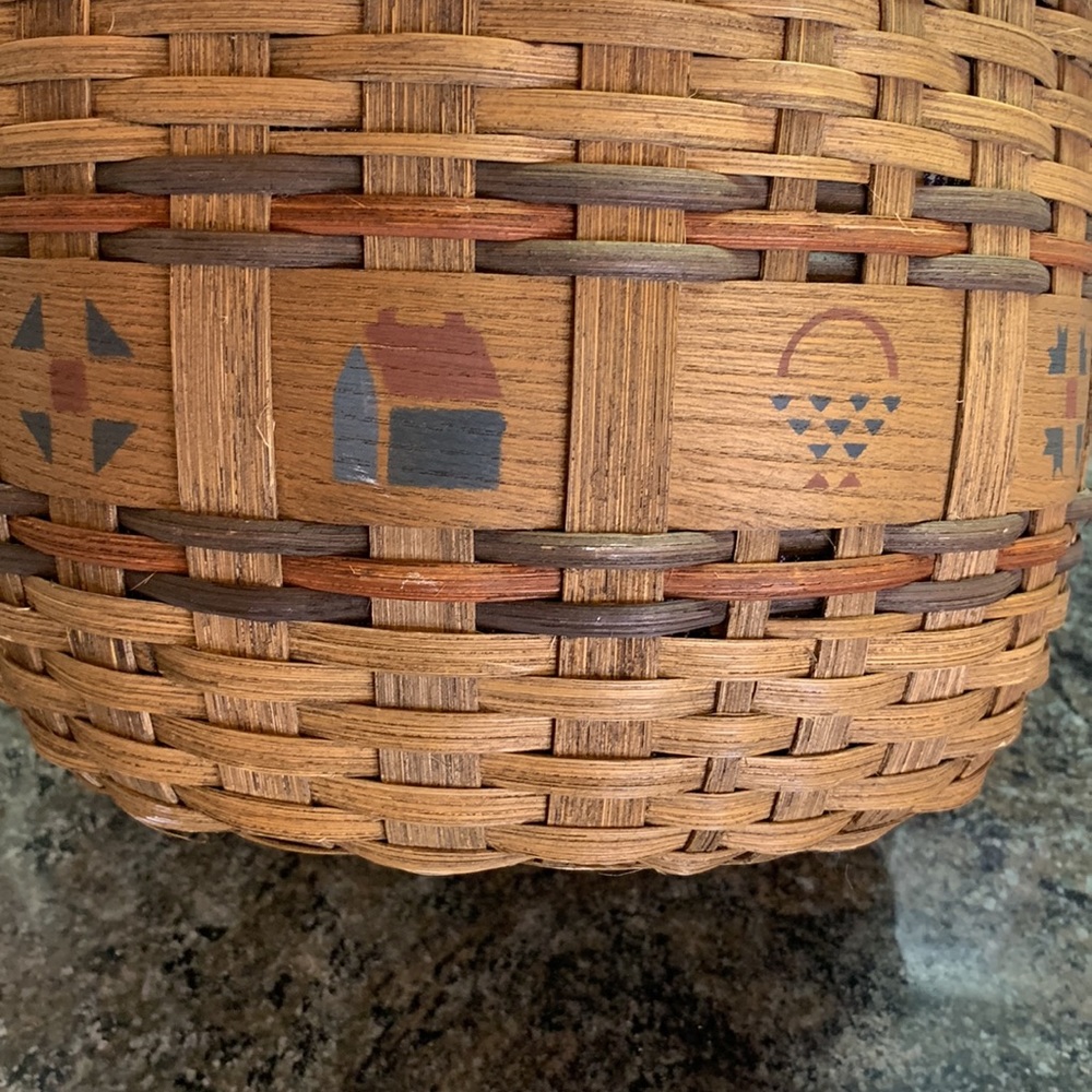 Vintage Handmade Basket - Picture 4 of 8